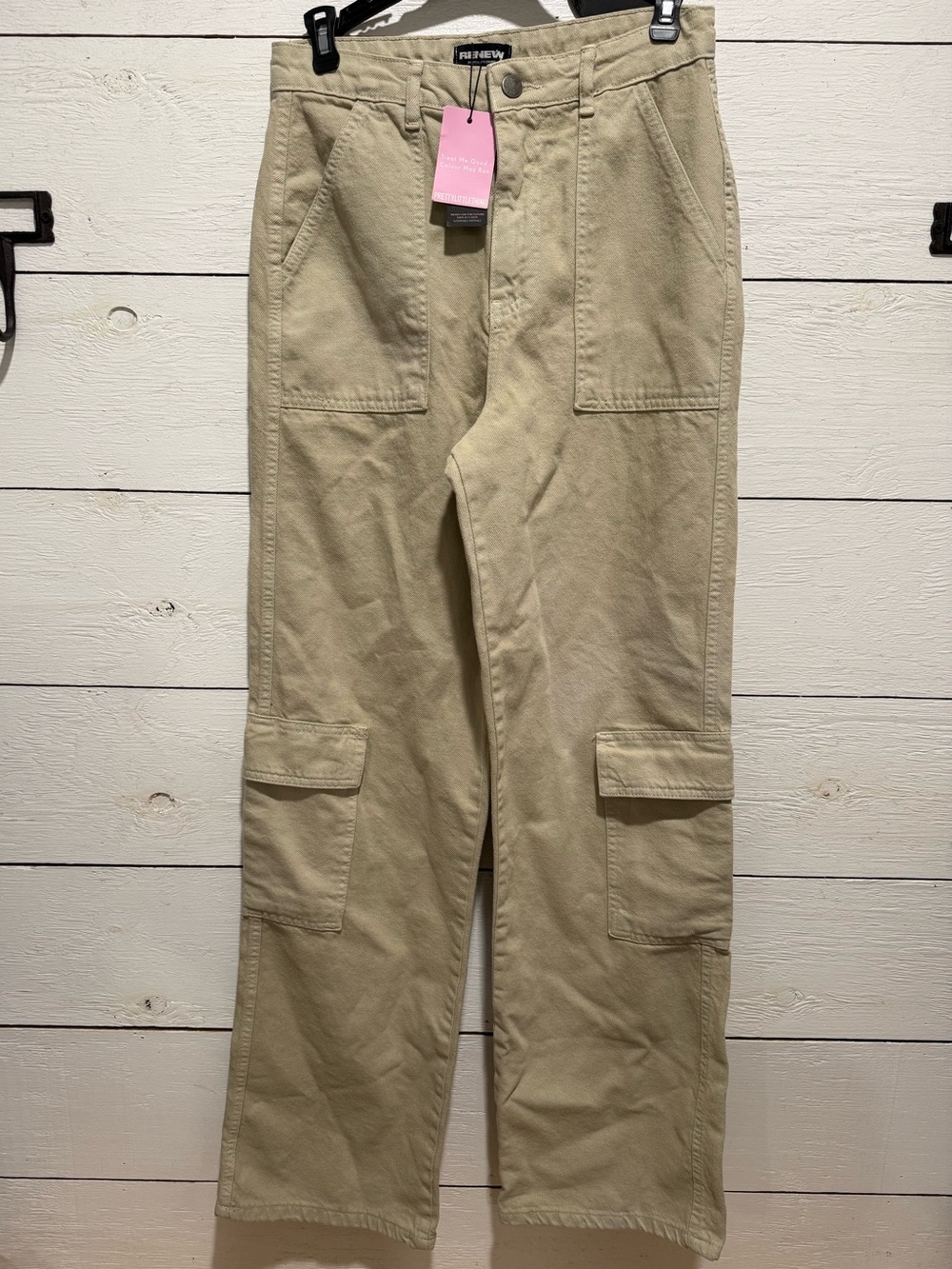 Pretty Little Thing Renew New w Tags oatmeal colored cargo pocket wide leg Jeans